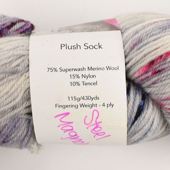 Lolo Did It Plush Sock Yarn Fingering Weight SW Merino 430yd Steel Magnolias - Picture 3 of 4